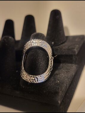 Gunmetal Textured Oval Statement Ring - Women Jewelry